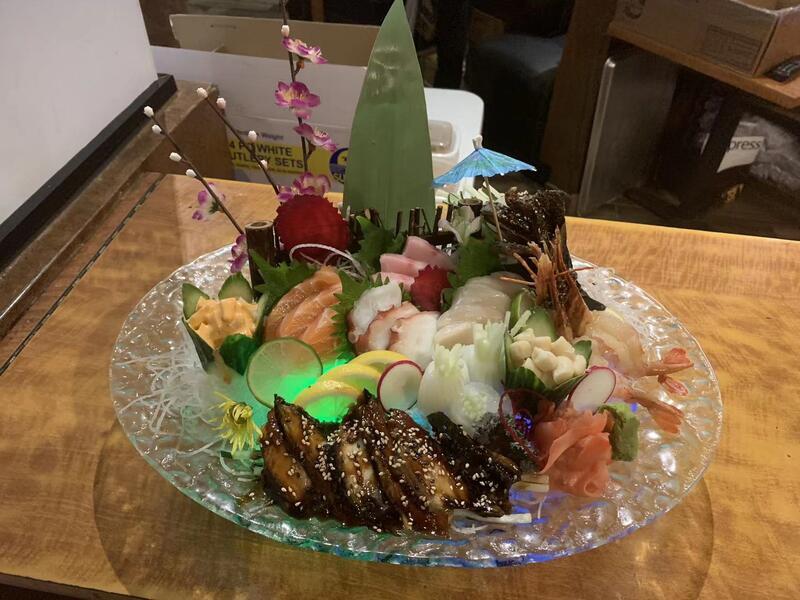 Sashimi Deluxe