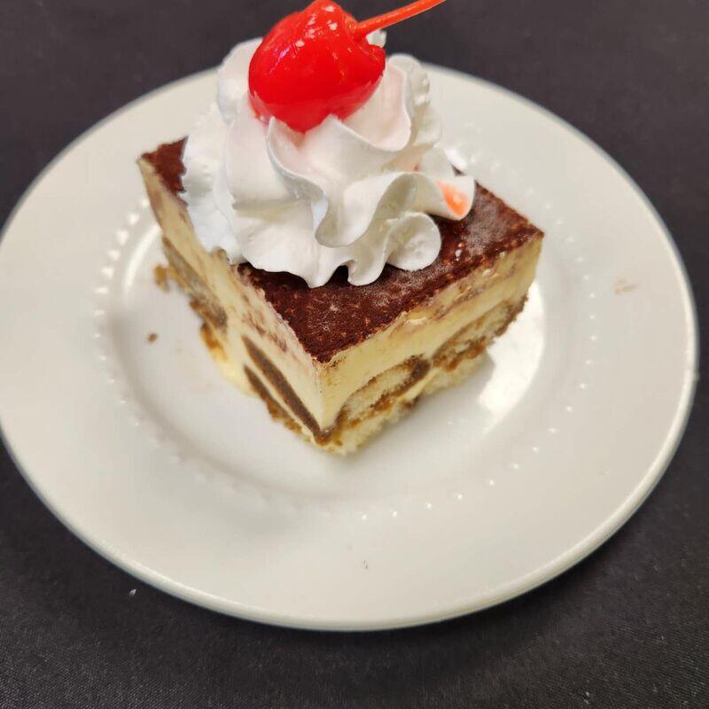 Tiramisu Cake